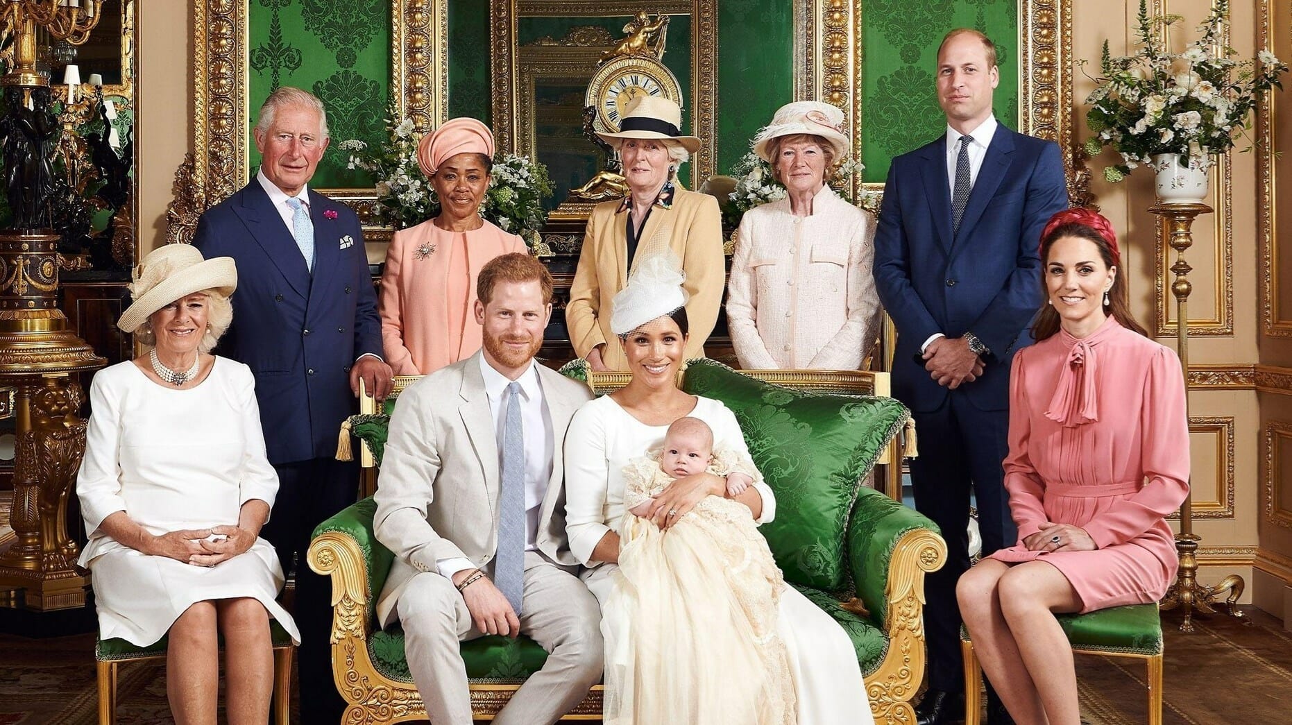 قواعد العائلة المالكة بريطانيا الأمير هاري