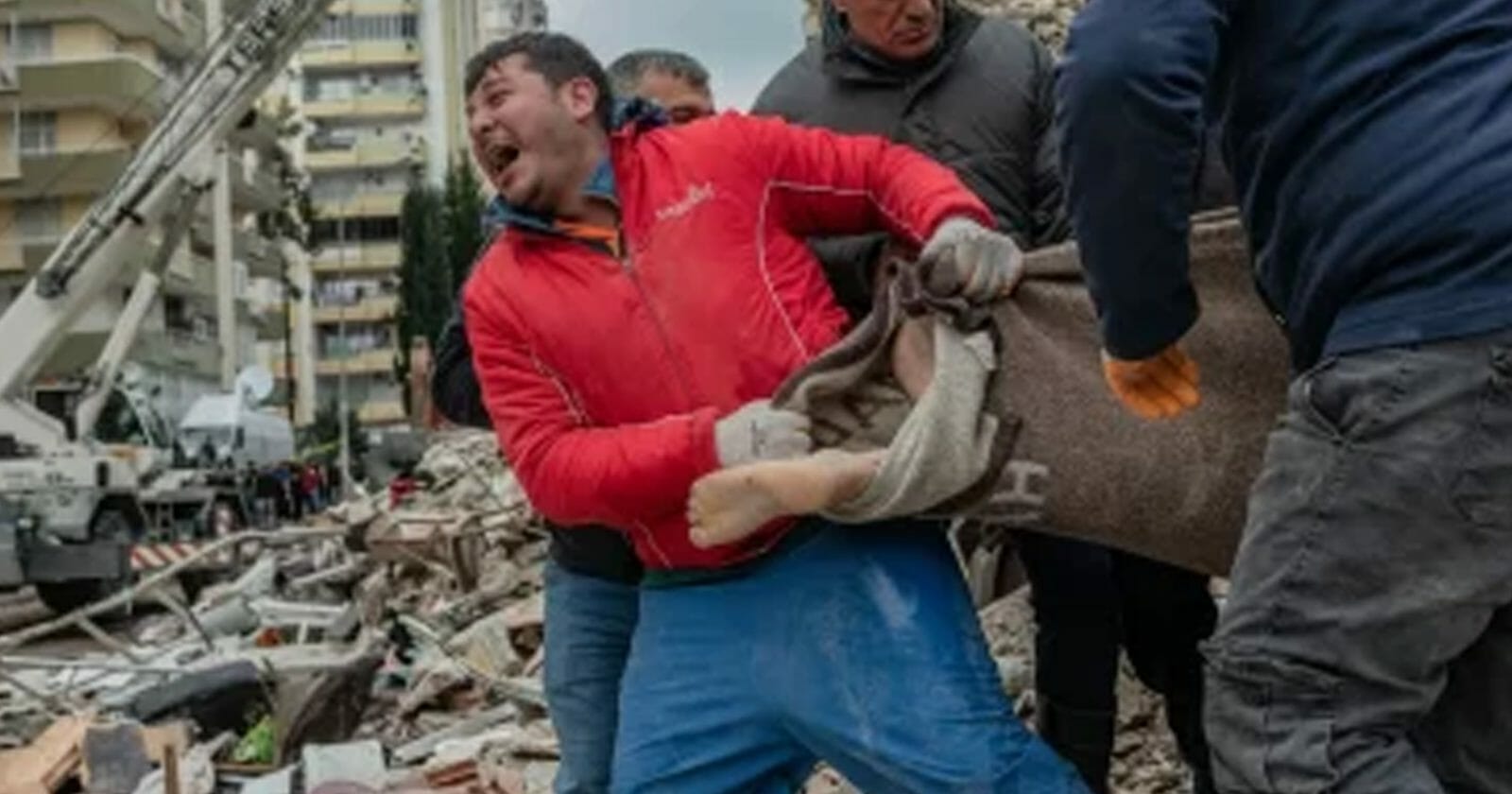 زلزال تركيا شارلي إيبدو watanserb.com
