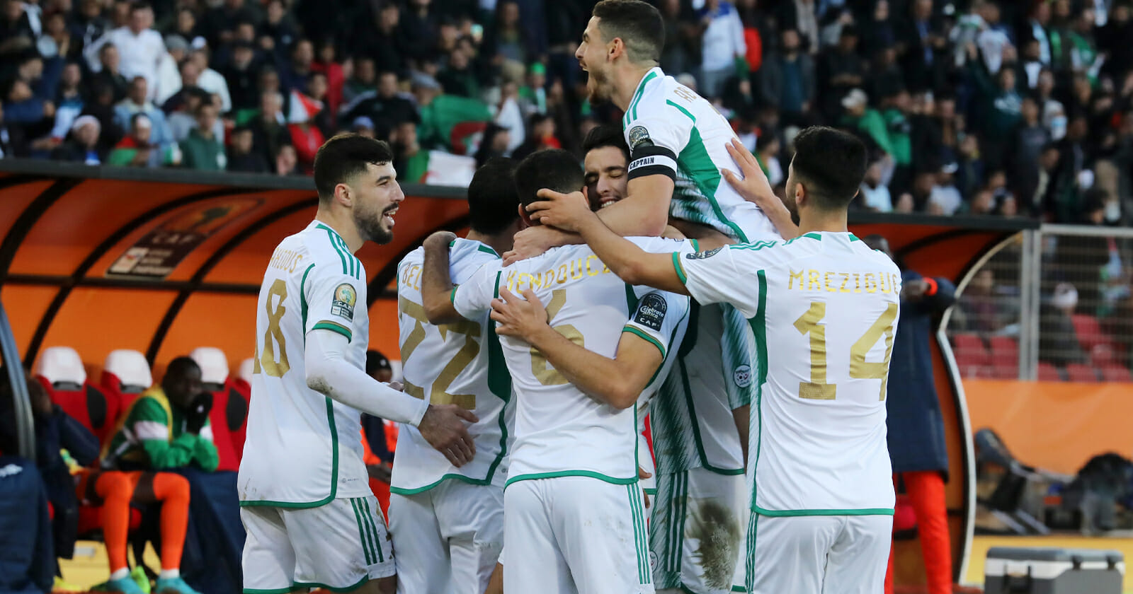 تشكيلة المنتخب الجزائري ضد السنغال watanserb.com