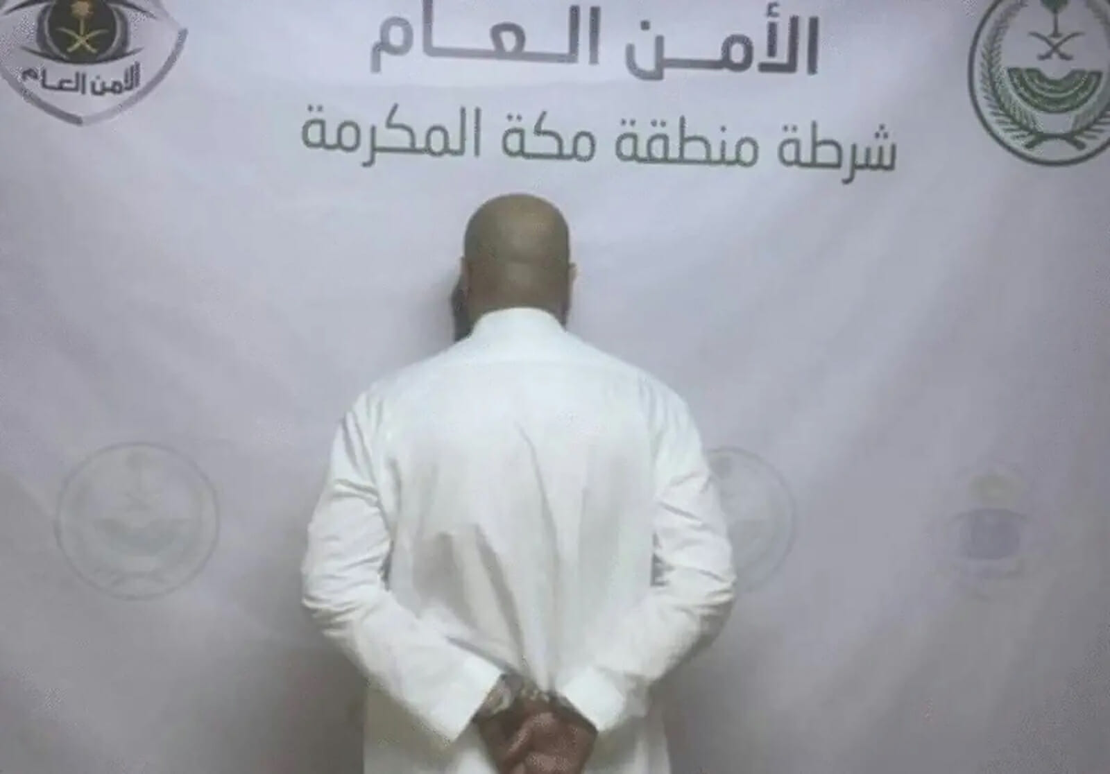 جزائري يقتل اثنين في مكة watanserb.com
