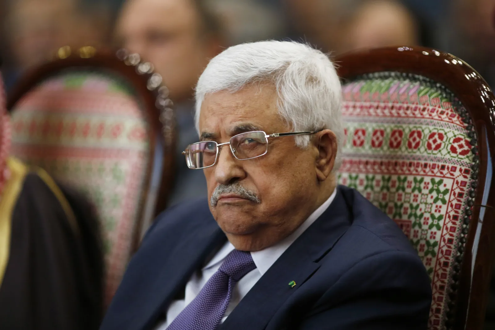 محمود عباس يرفض إدانة الاستيطان watanserb.com