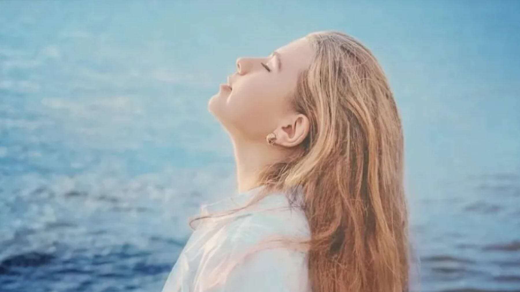 كلارا شيا تفتح"انستجرام" للعامة.. صور عارية وأوضاع حميمية مع بيكيه! (شاهد) watanserb.com