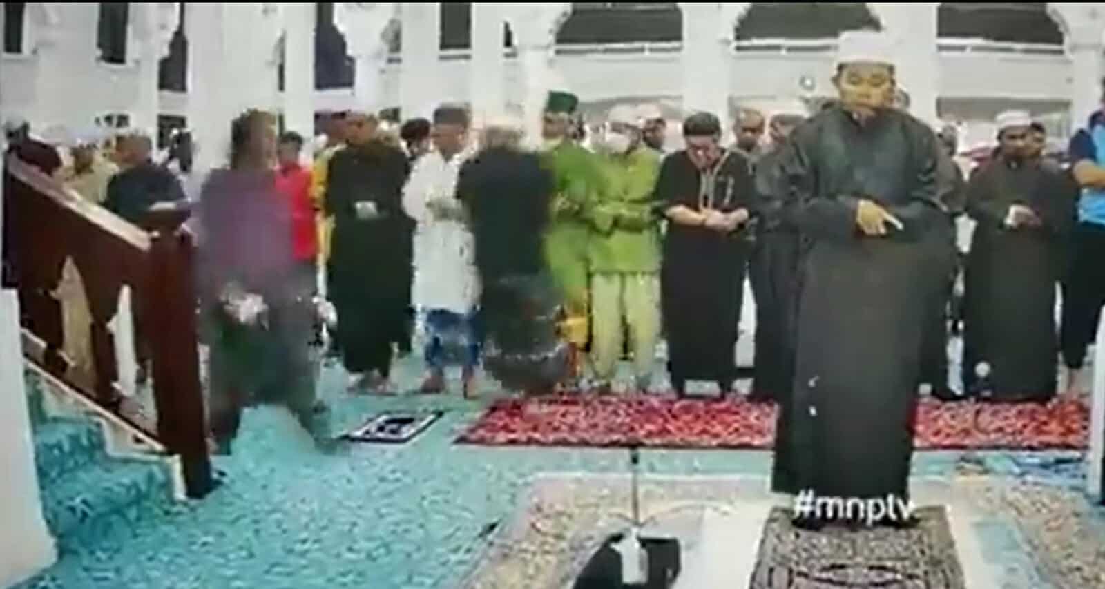 الاعتداء على إمام مسجد في ماليزيا watanserb.com