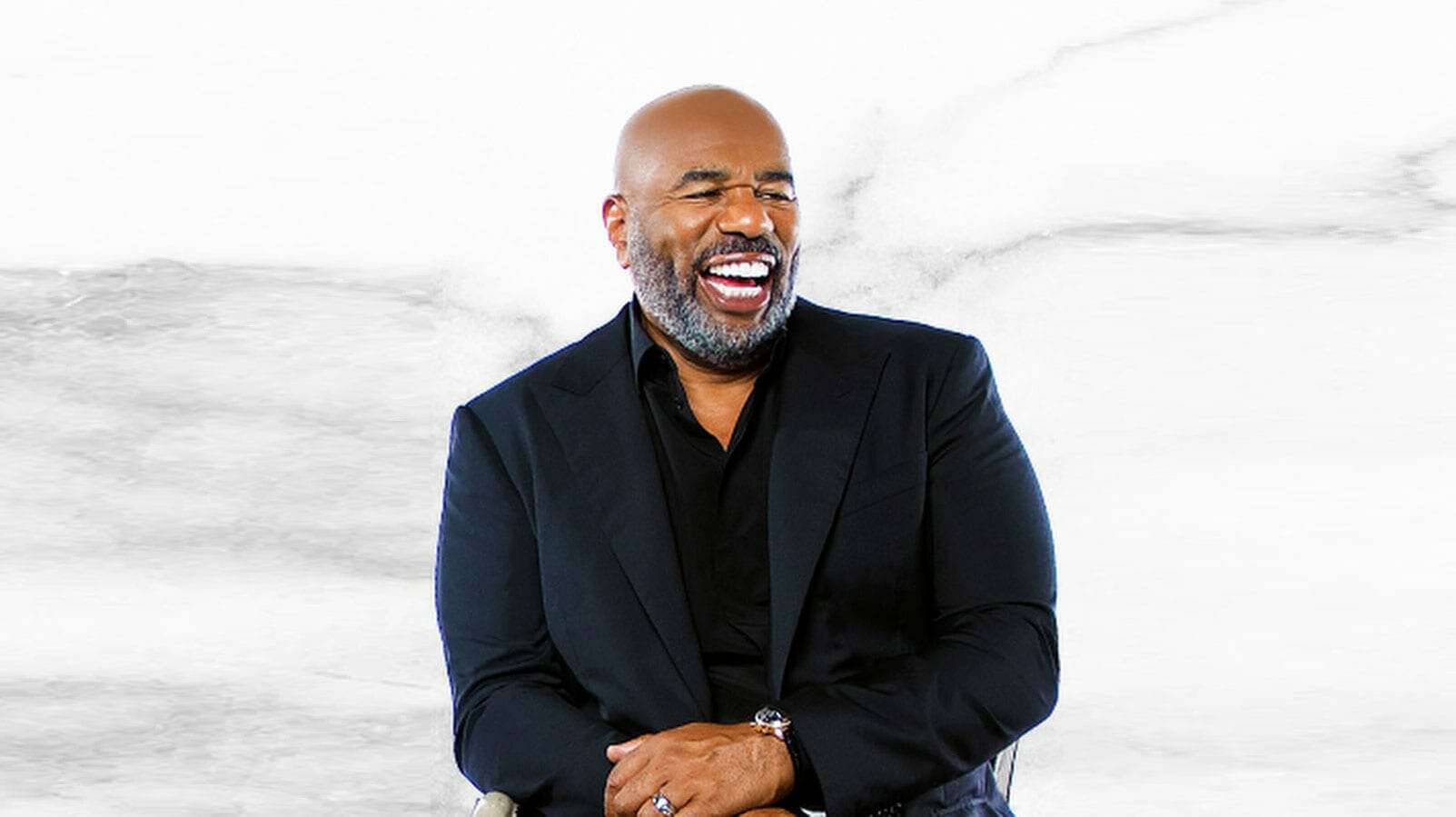 الكوميديان ستيف هارفي