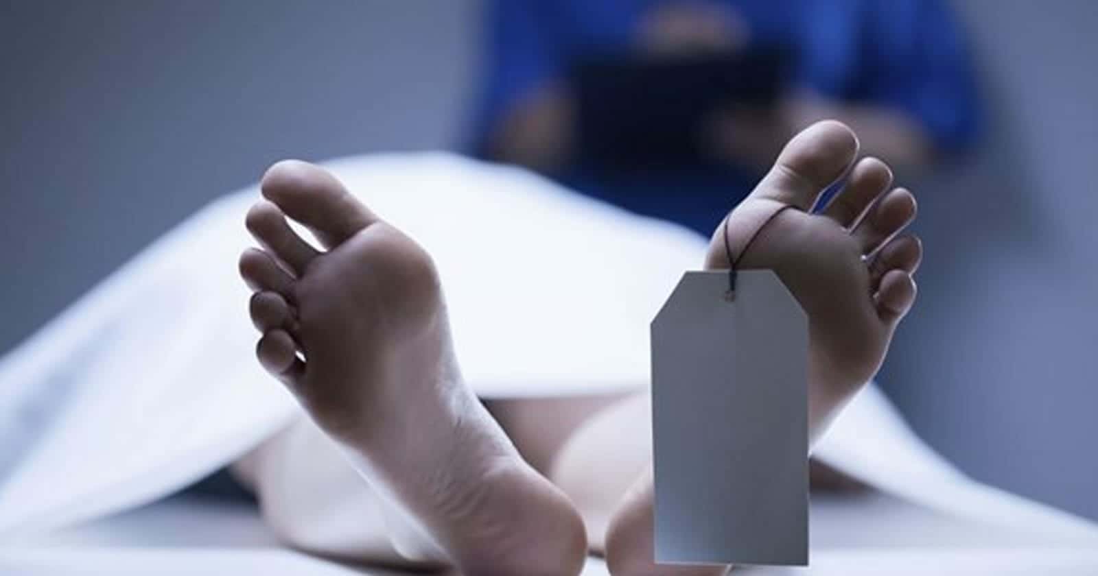 جثامين أب وابنيه داخل فندق في الإسكندرية watanserb.com