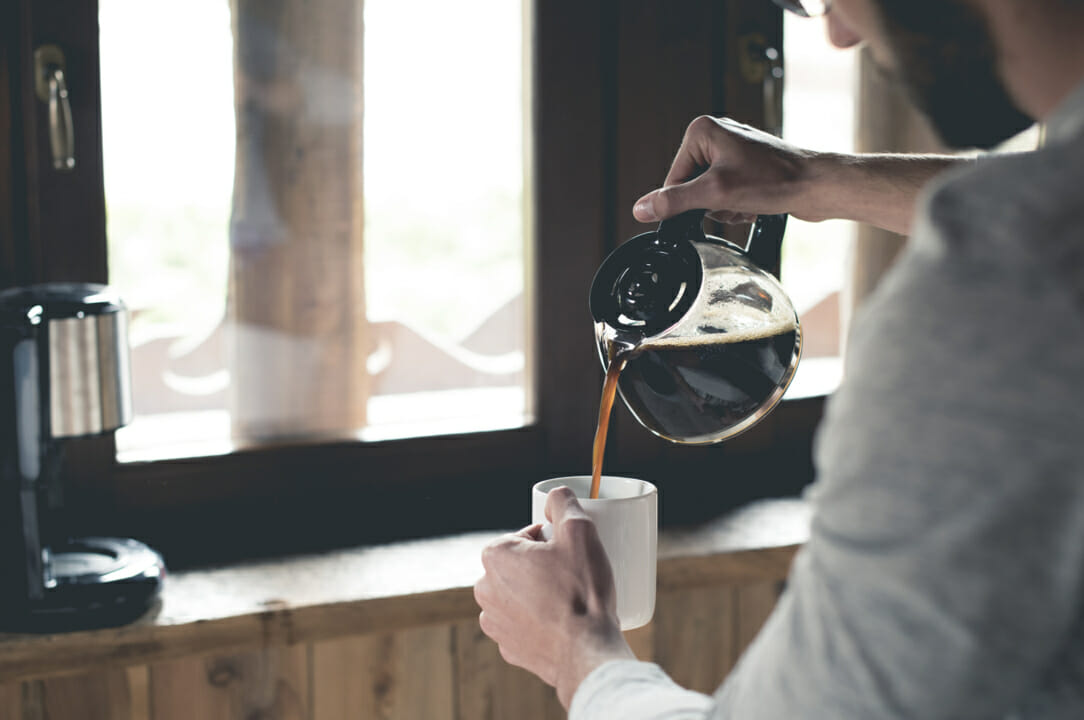 شرب ثلاثة أكواب من القهوة يوميًا قد يخفض ضغط الدم..دراسة حديثة تكشف watanserb.com