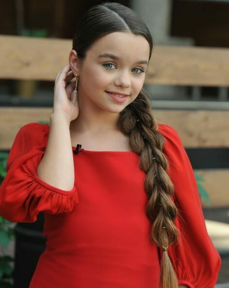 الطفلة الروسية أناستازيا كنيزفا