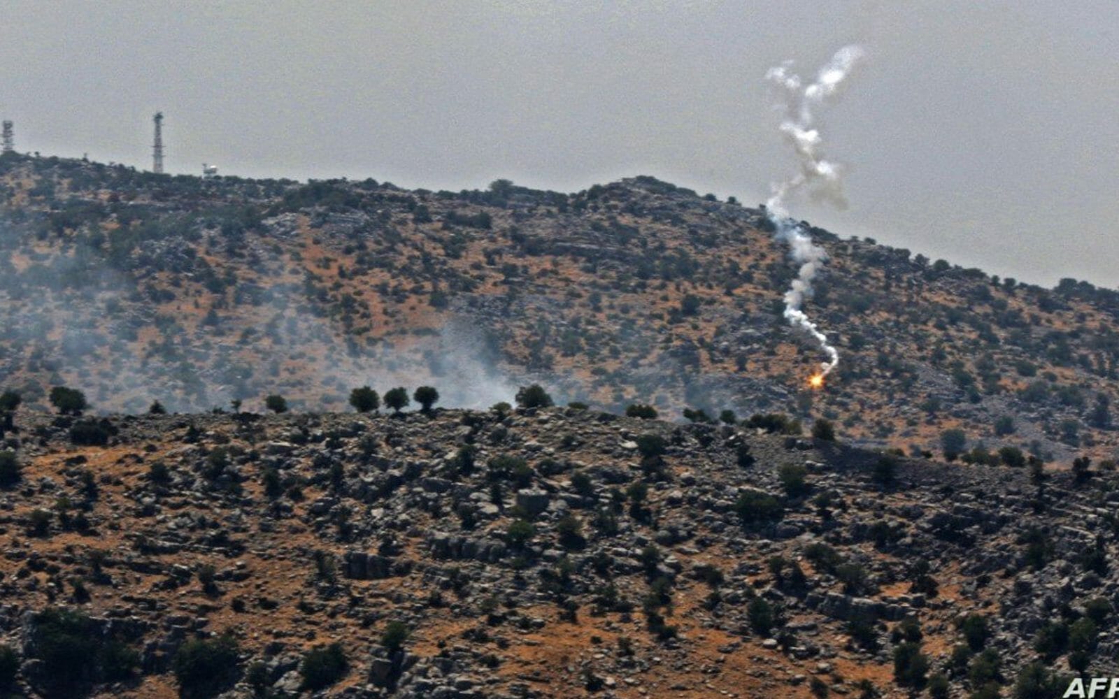 إسرائيل تقصف جنوب لبنان بالمدفعية الثقيلة watanserb.com