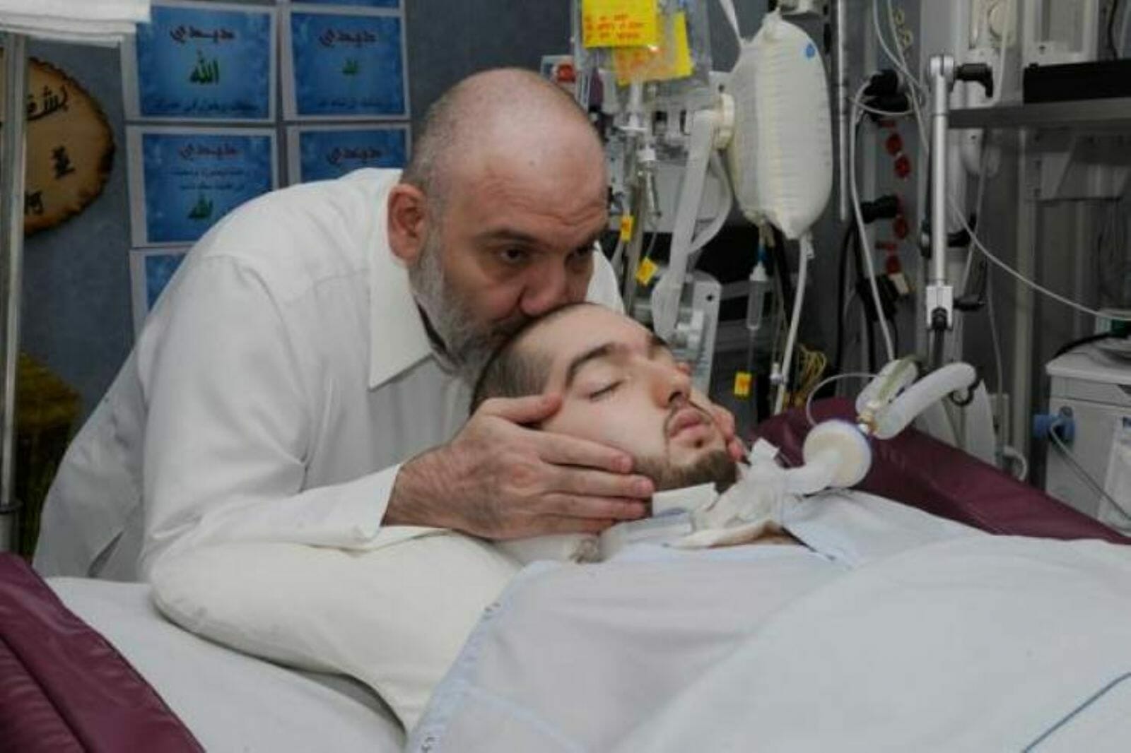 الأمير النائم الوليد بن خالد بن طلال الذي يغط في غيبوبة منذ حوالي 18 عاما watanserb.com