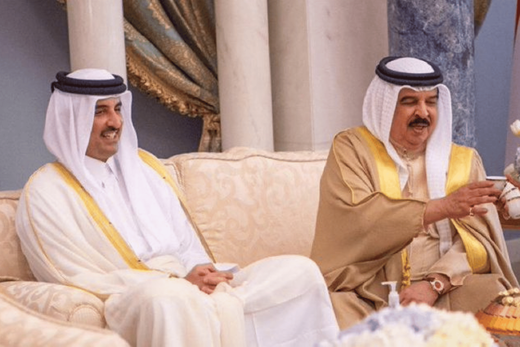 عودة العلاقات بين البحرين وقطر watanserb.com