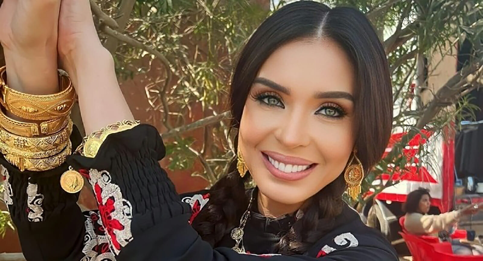 الراقصة دينا حضرة العمدة watanserb.com
