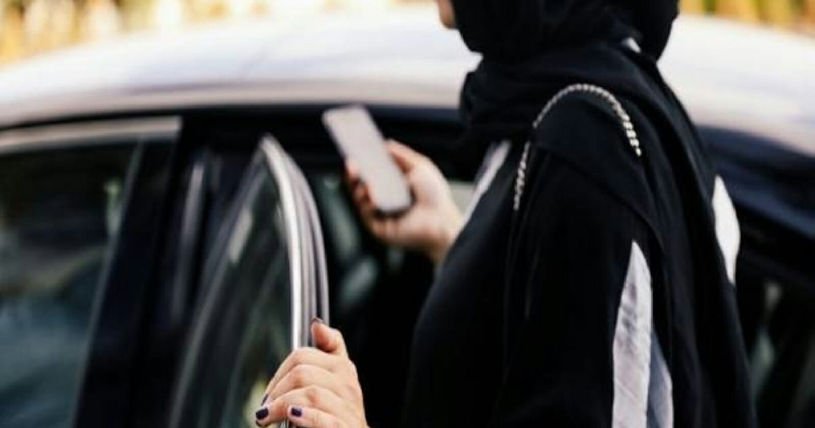 فتاة سعودية تبتز سائق أوبر watanserb.com