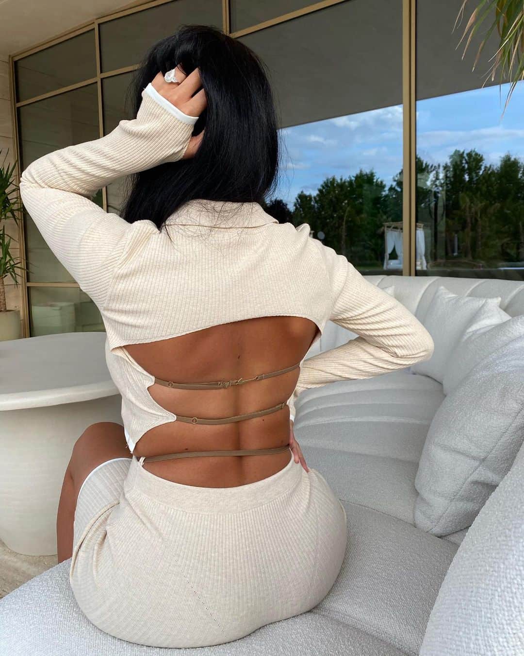 جورجينا روديغيز وشقيقتها