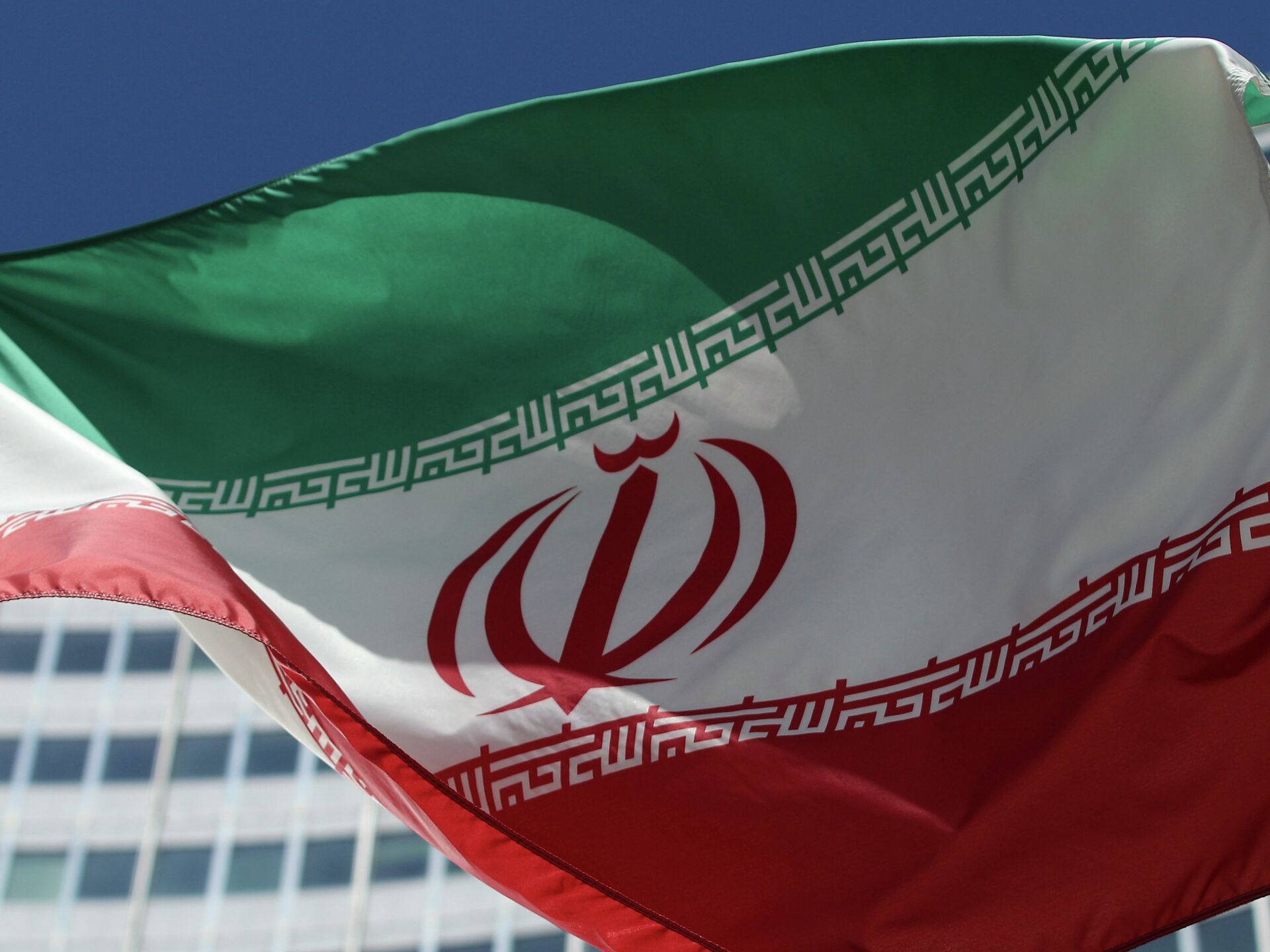 مناقشات حول وضع قيود على برنامج إيران النووي