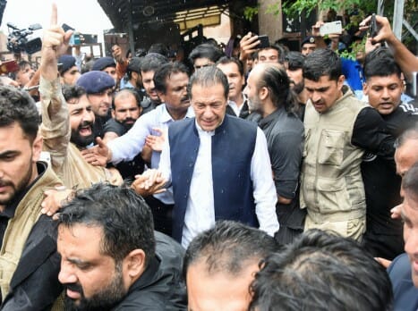 اعتقال عمران خان