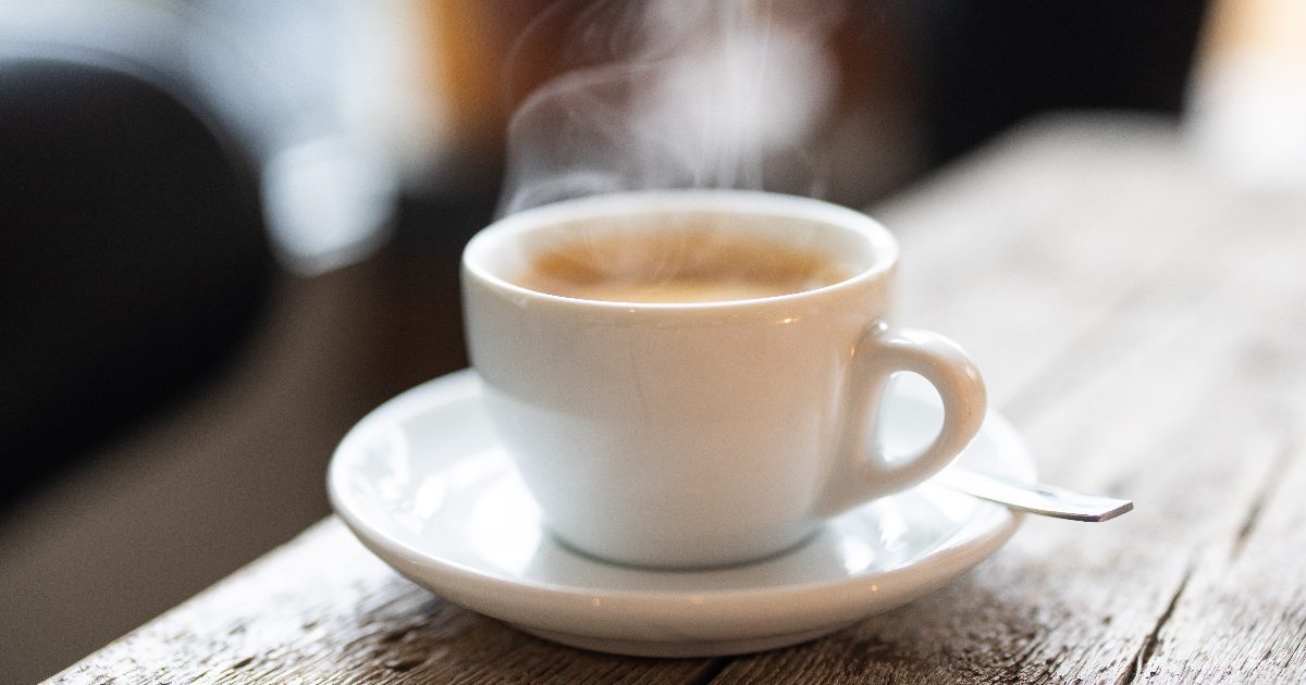 5 أشياء يجب أن تفعلها دائمًا قبل أن تشرب القهوة في الصباح! watanserb.com