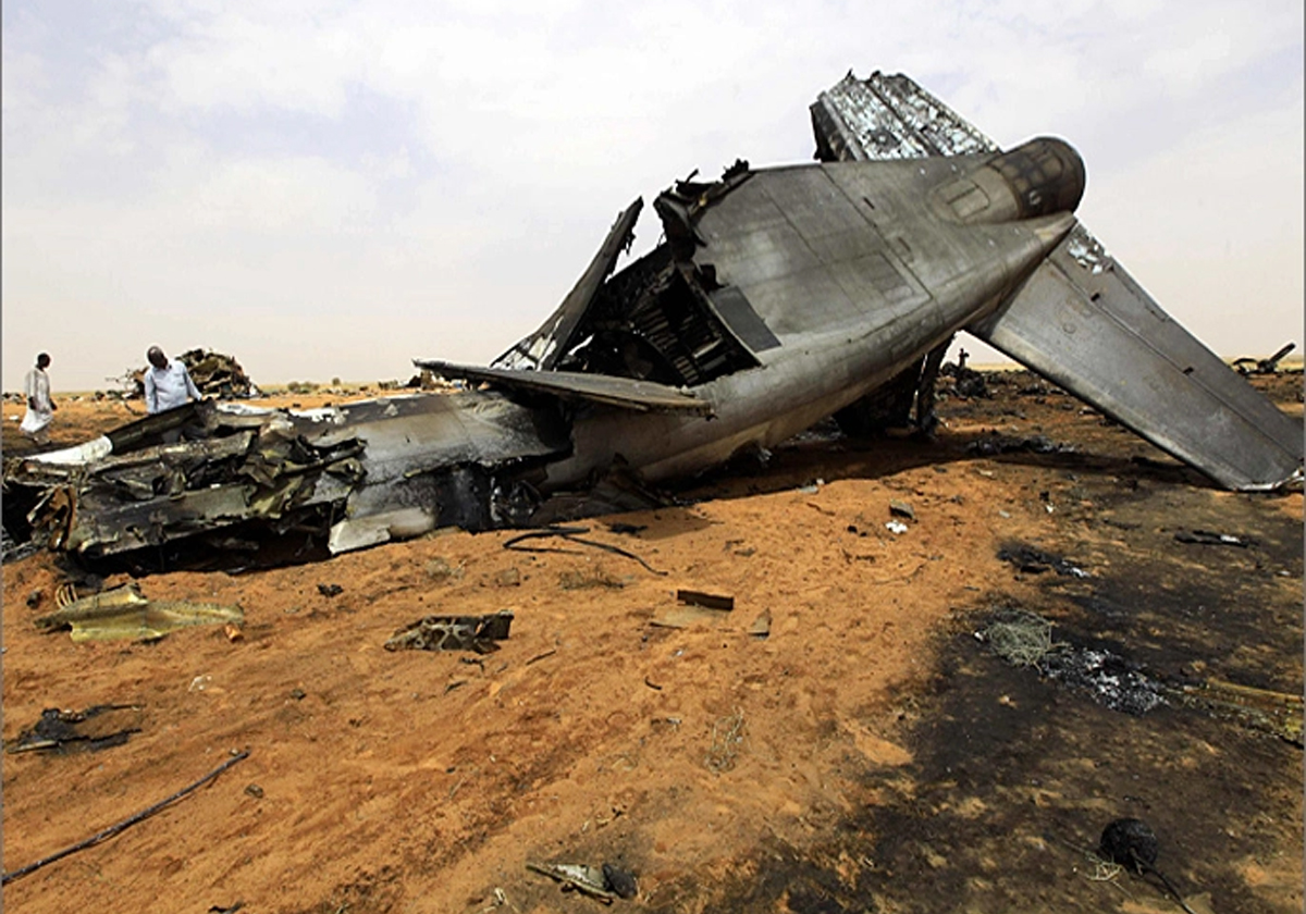 سقوط طائرة حربية في أم درمان