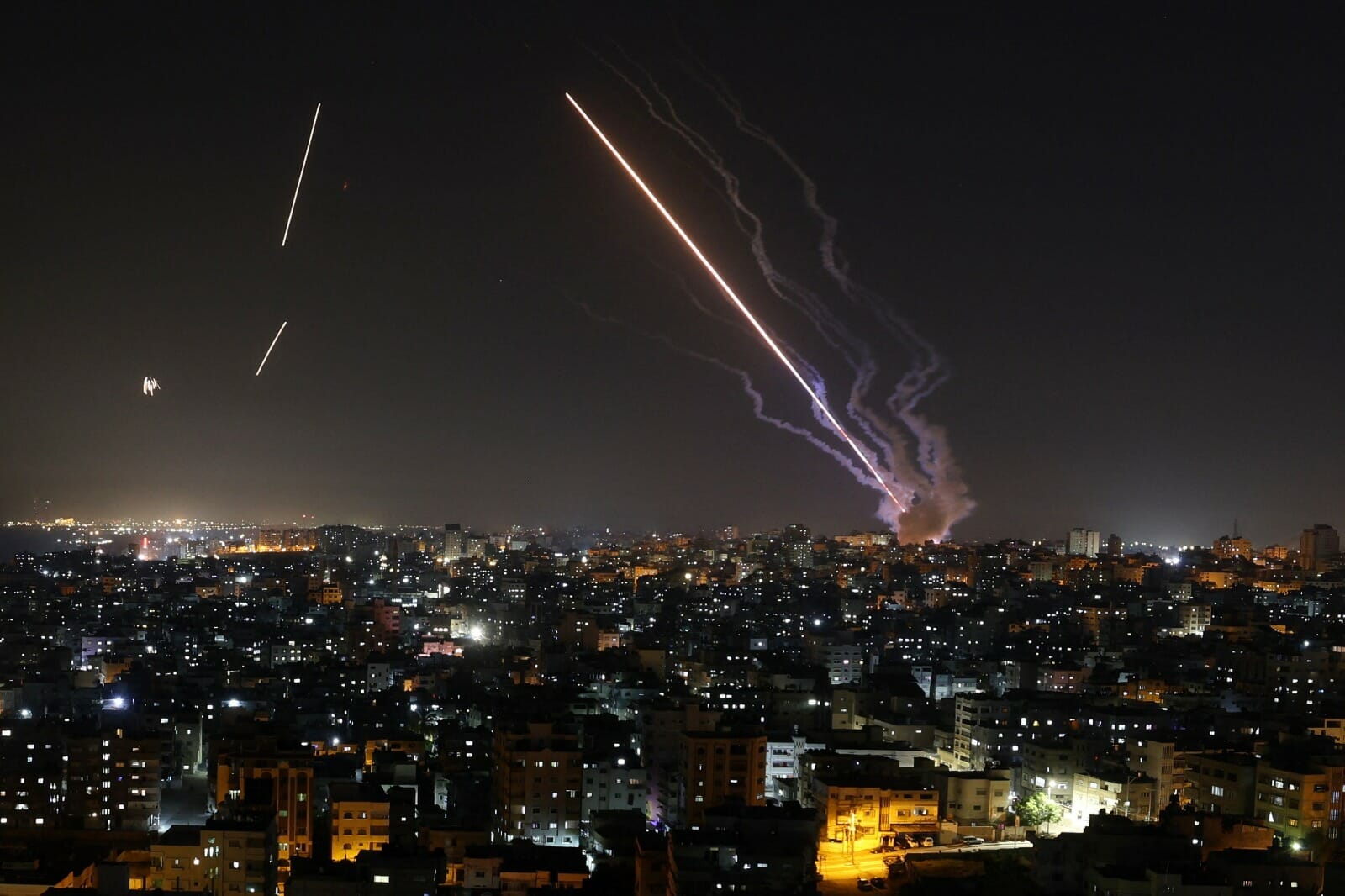 رشقات صاروخية من غزة باتجاه المستوطنات