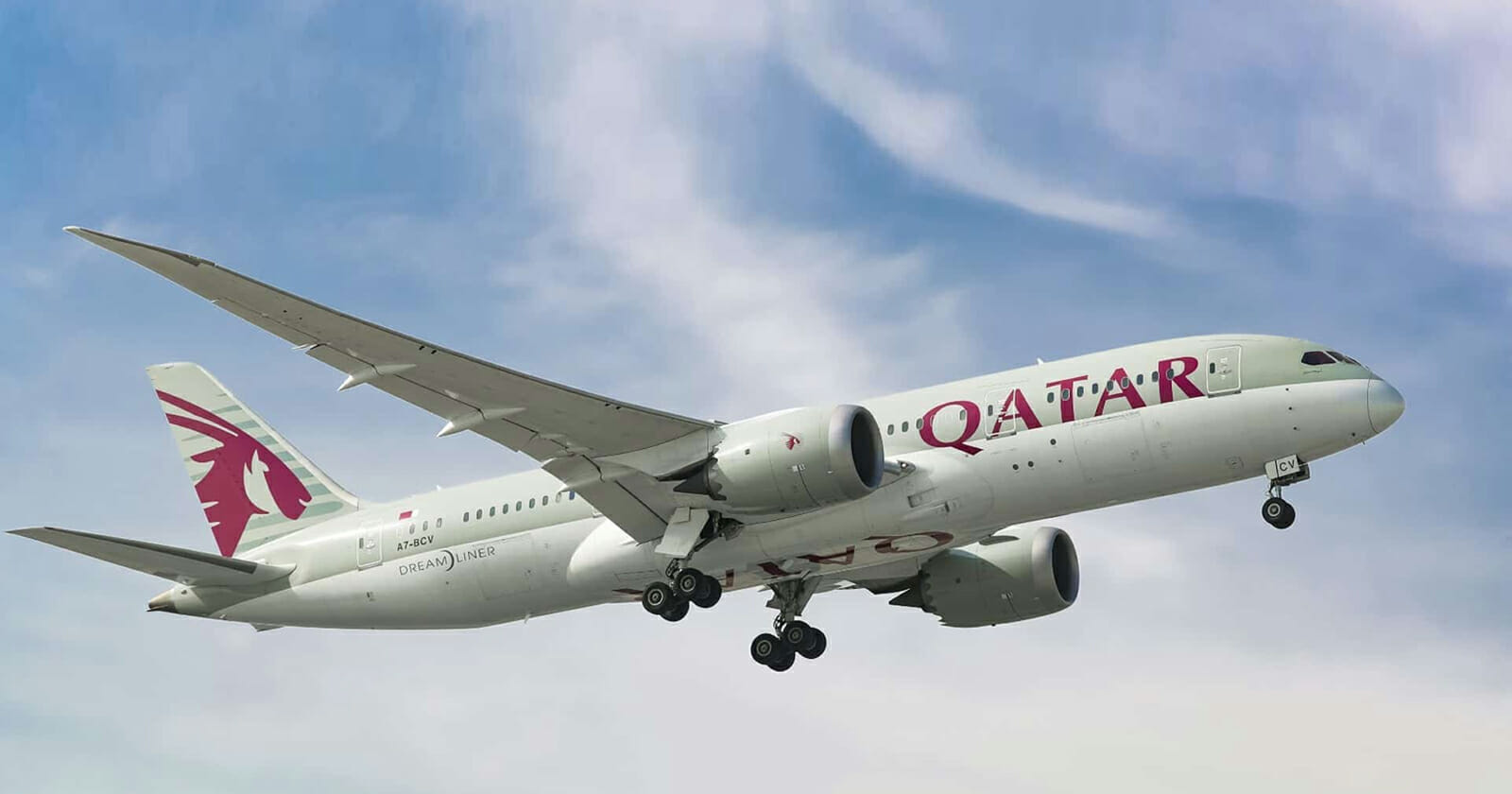 إصابات على متن طائرة قطرية watanserb.com