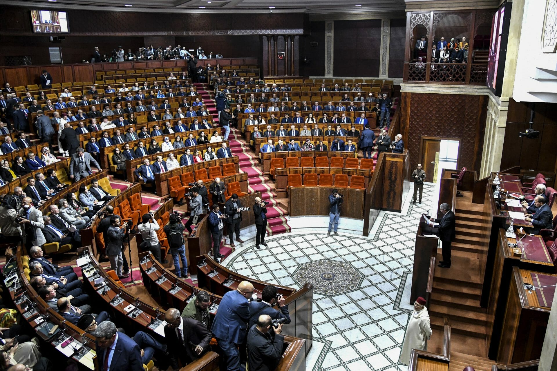 تحرش داخل البرلمان المغربي watanserb.com