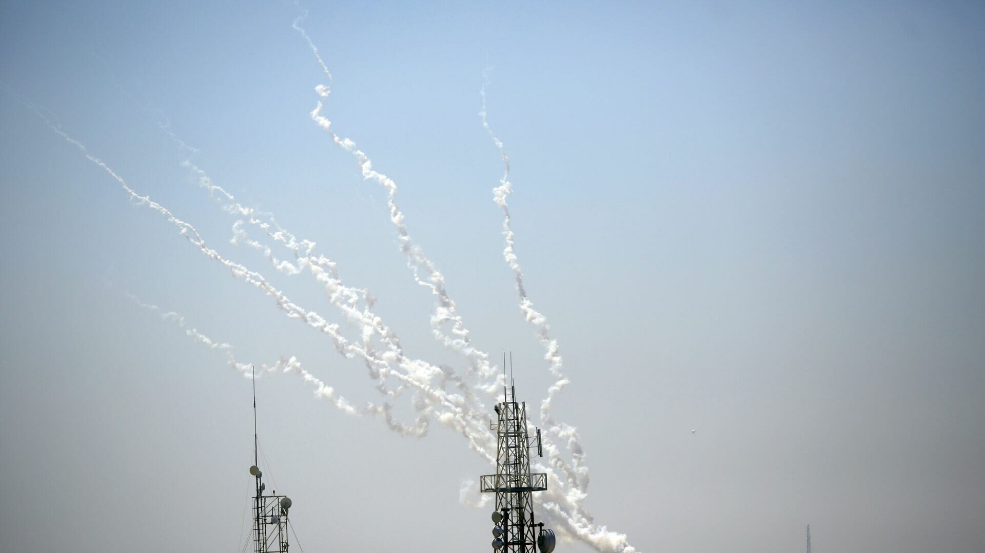 اطلاق صواريخ من غزة watanserb.com