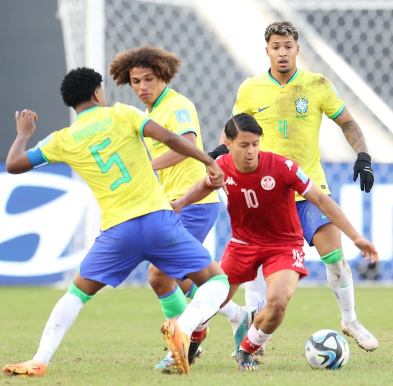 مباراة البرازيل وتوس