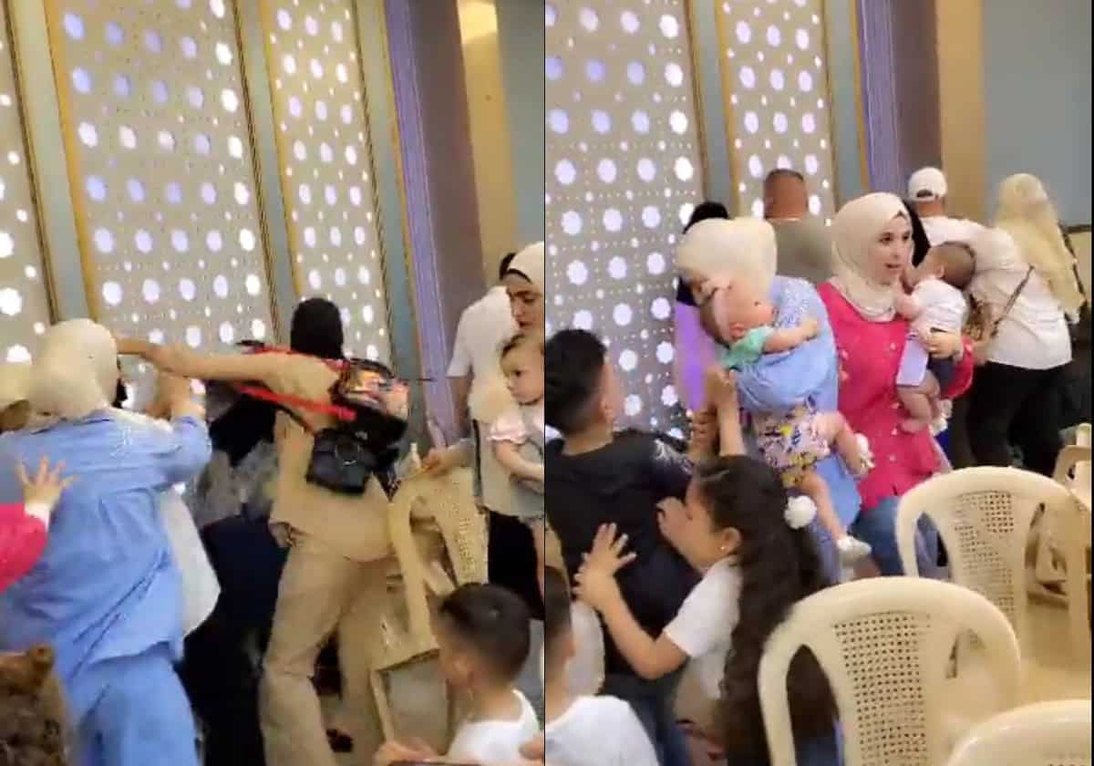 لبنان.. ركل وضرب بين أمهات يحملن رُضعاً في أيديهن داخل مدرسة والسبب مدهش (شاهد)