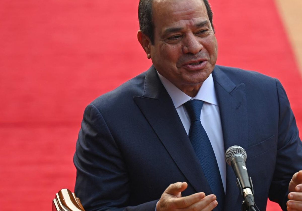 "الجيش المصري دمر الاقتصاد".. السيسي ينازع خيارات صعبة ولا بديل عن الخصخصة