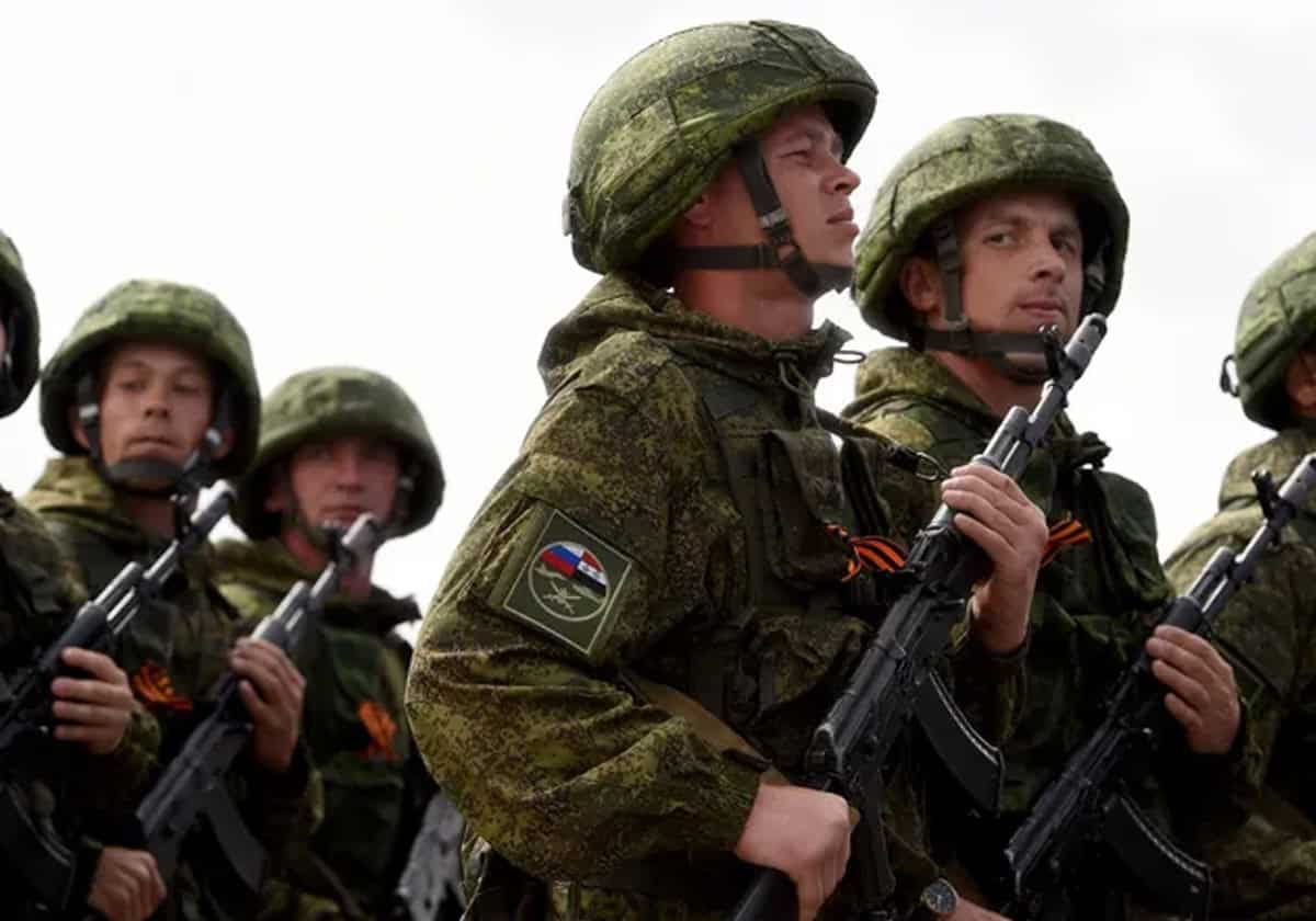 بوتين وتجنيد المجرمين