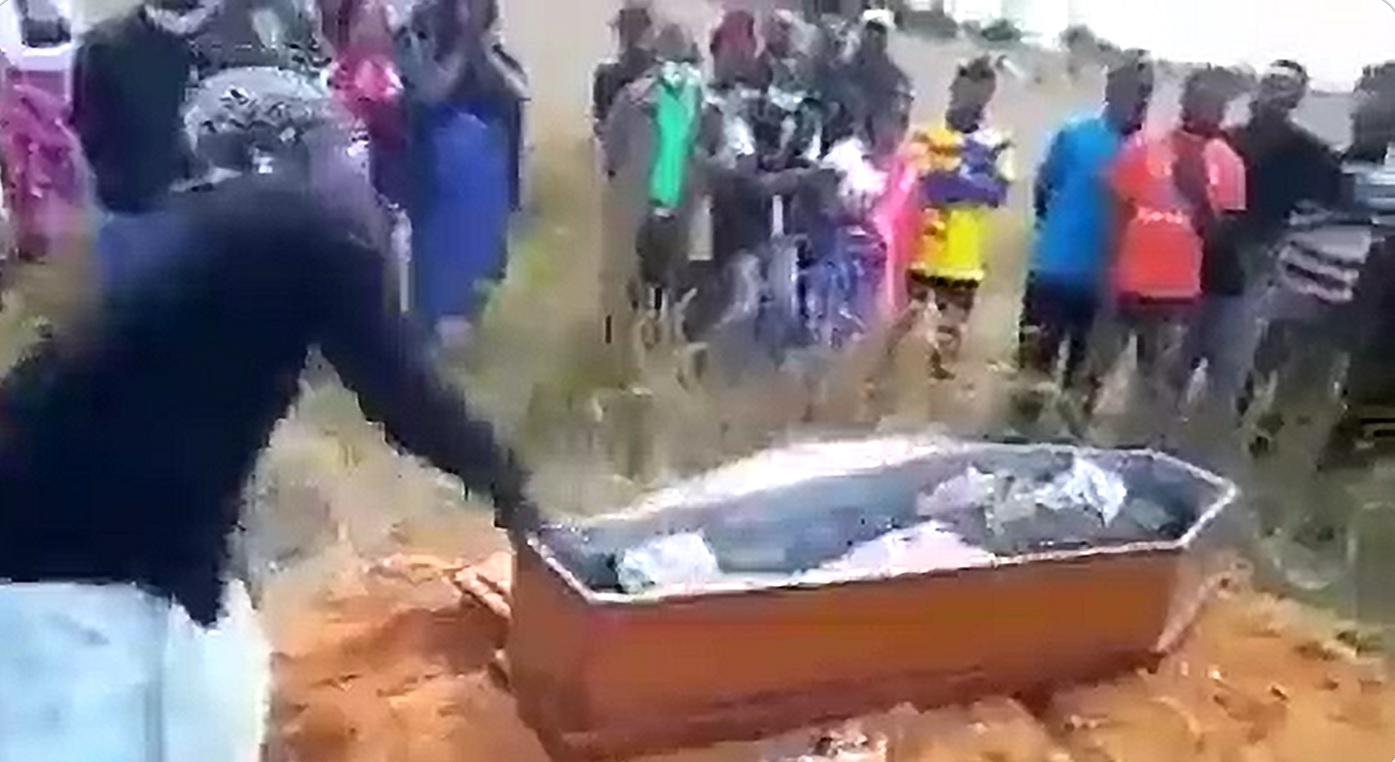ضرب جثة ميت قبل دفنه