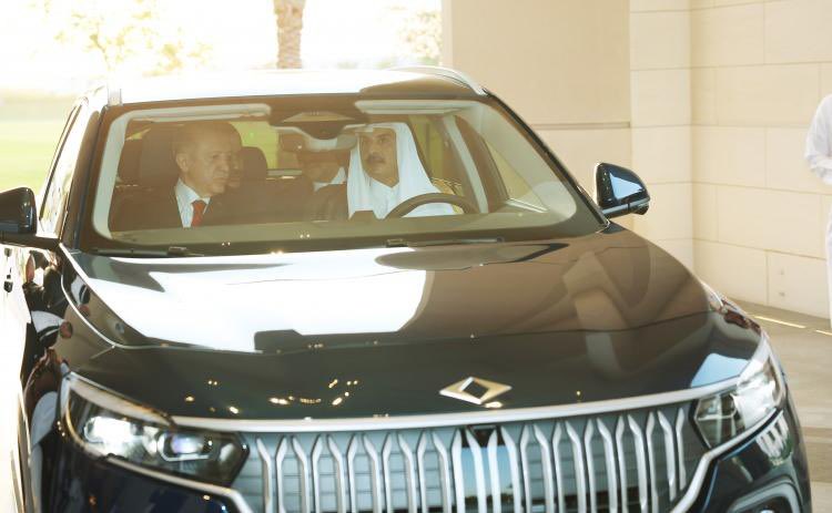 أردوغان أهدى الشيخ تميم سيارة توغ ذات اللون الأزرق، قبل مباحثاتهما الثنائية