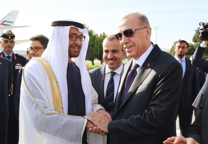 الرئيس التركي أردوغان ومحمد بن زايد