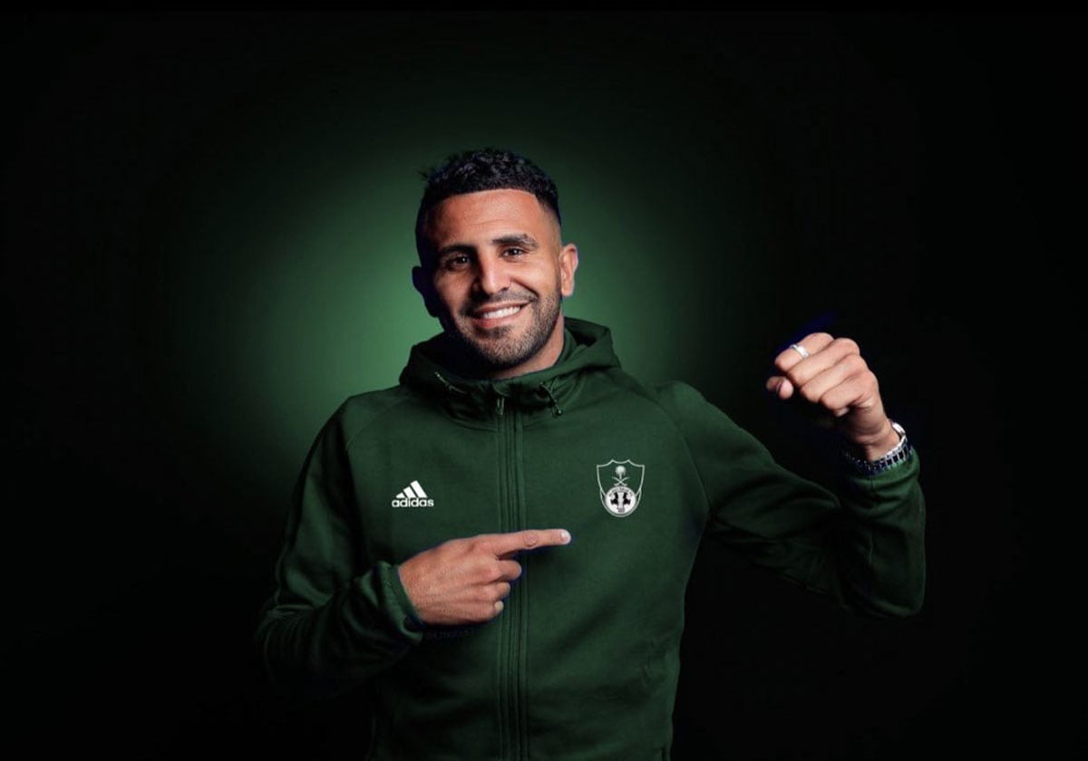 انتقال رياض محرز إلى أهلي جدة السعودي