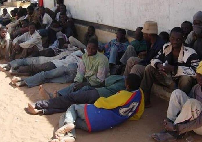 تعذيب مهاجرين أفارقة