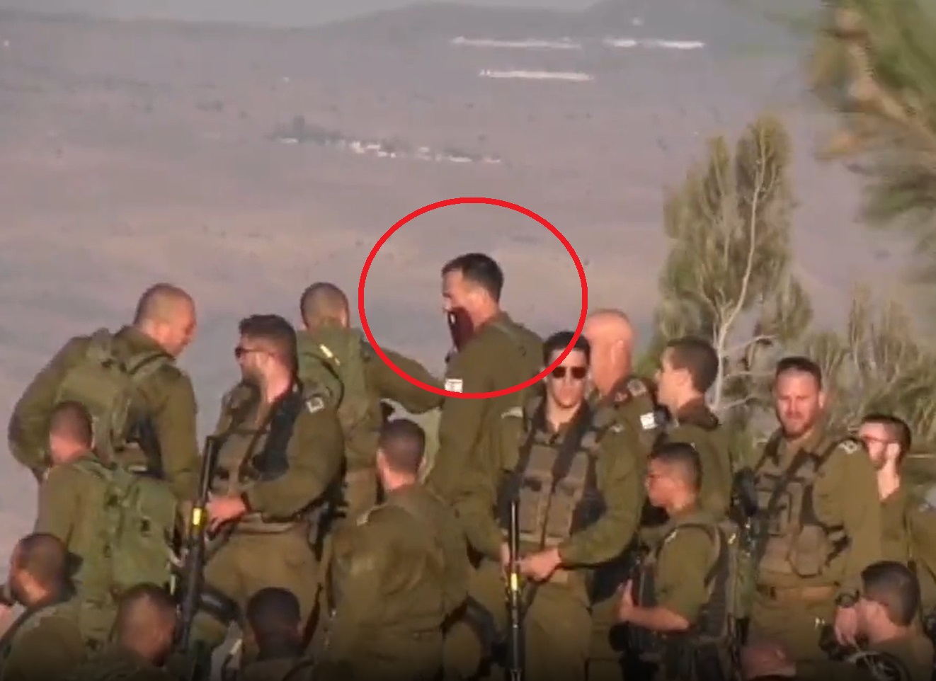 رئيس أركان الجيش الإسرائيلي هيرتسي هاليفي خلال تفقده الحدود اللبنانية