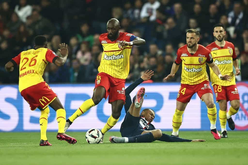 فوفانا لاعب لانس