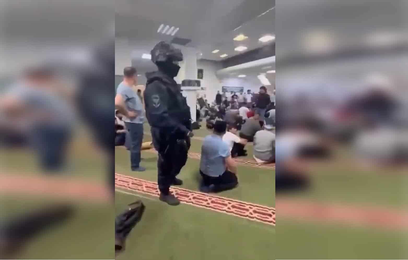 قوات مكافحة الإرهاب الروسية تقتحم مسجد