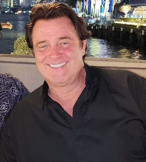 عثر على رجل الأعمال الألماني "هانز بيتر والتر ماك" مقطعاً بالمنشار داخل ثلاجة