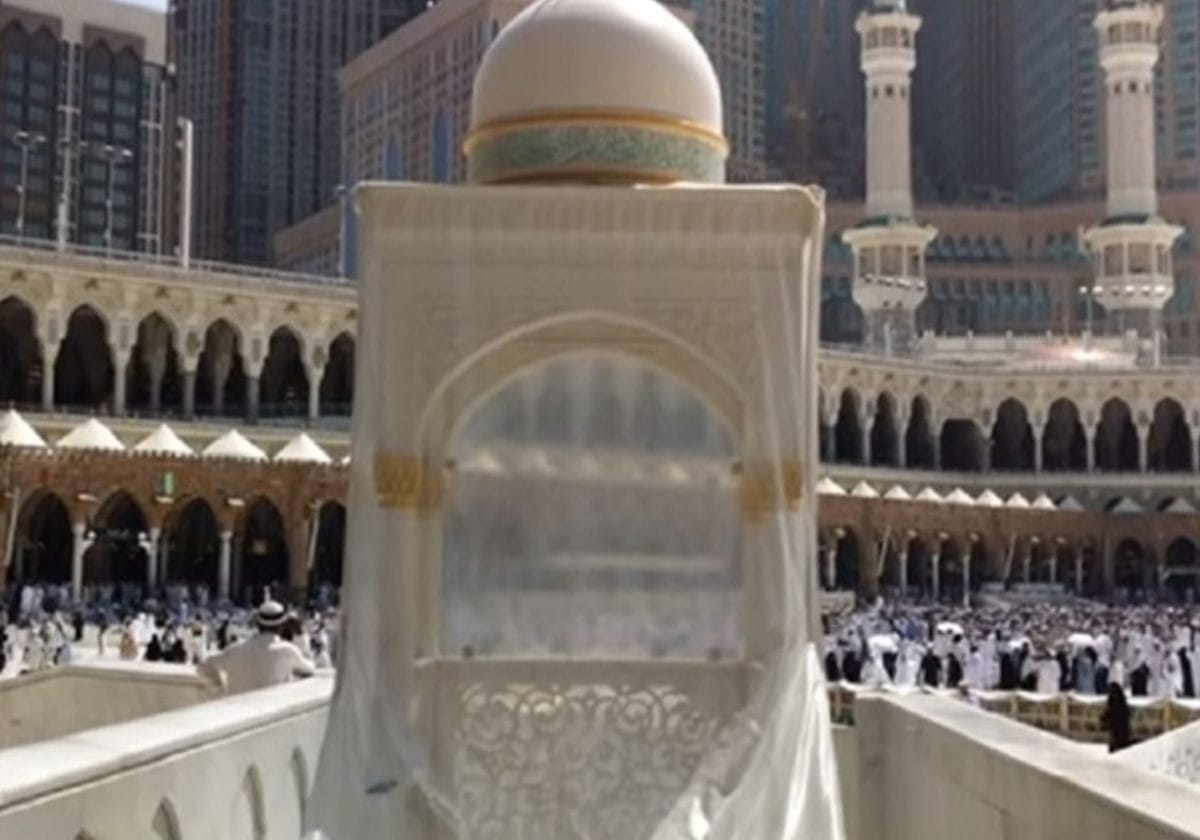 تدشين المنبر الحديث للحرم المكي المستوحى من الرواق السعوي المبهر