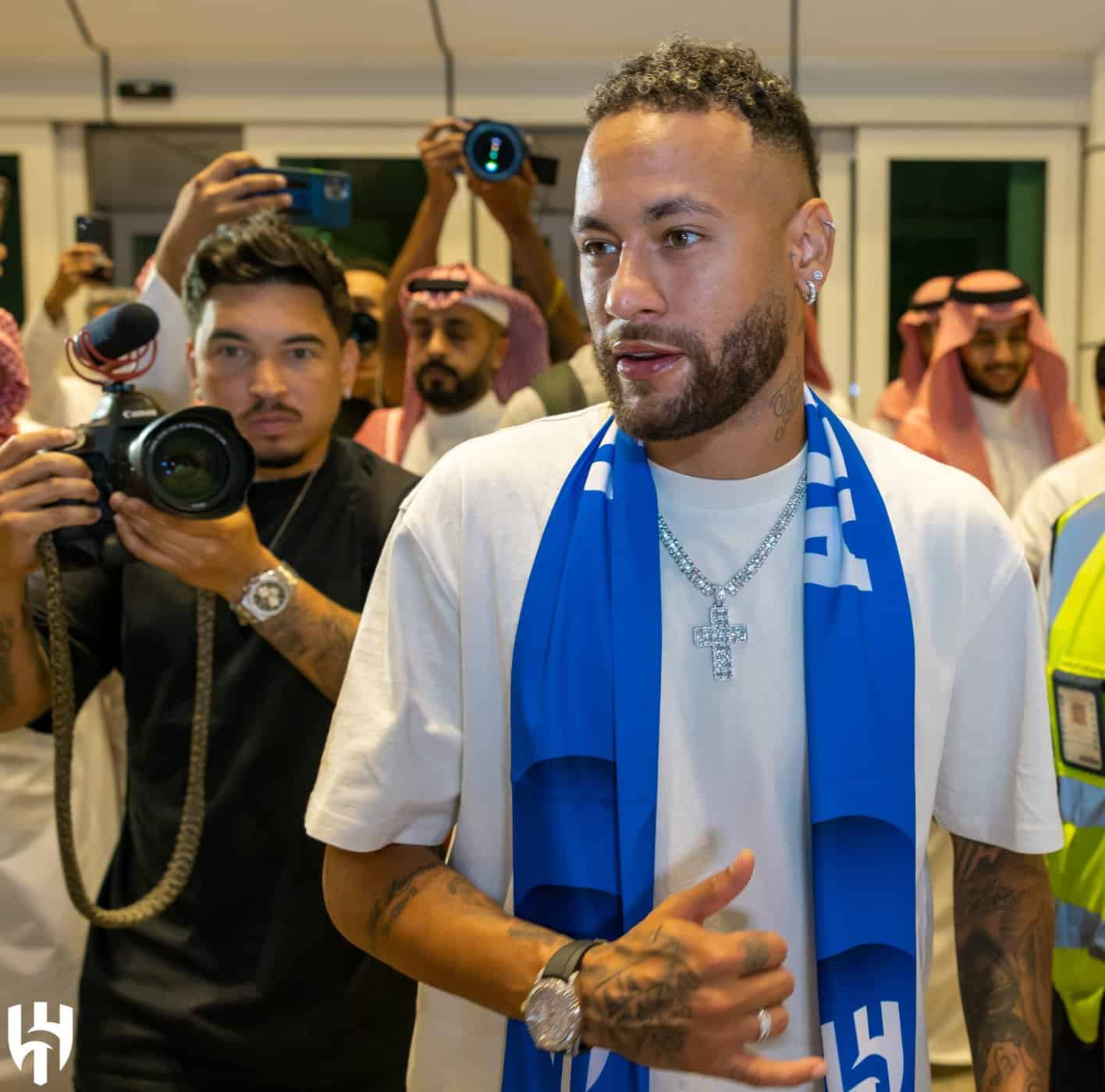 نيمار بشعار الهلال