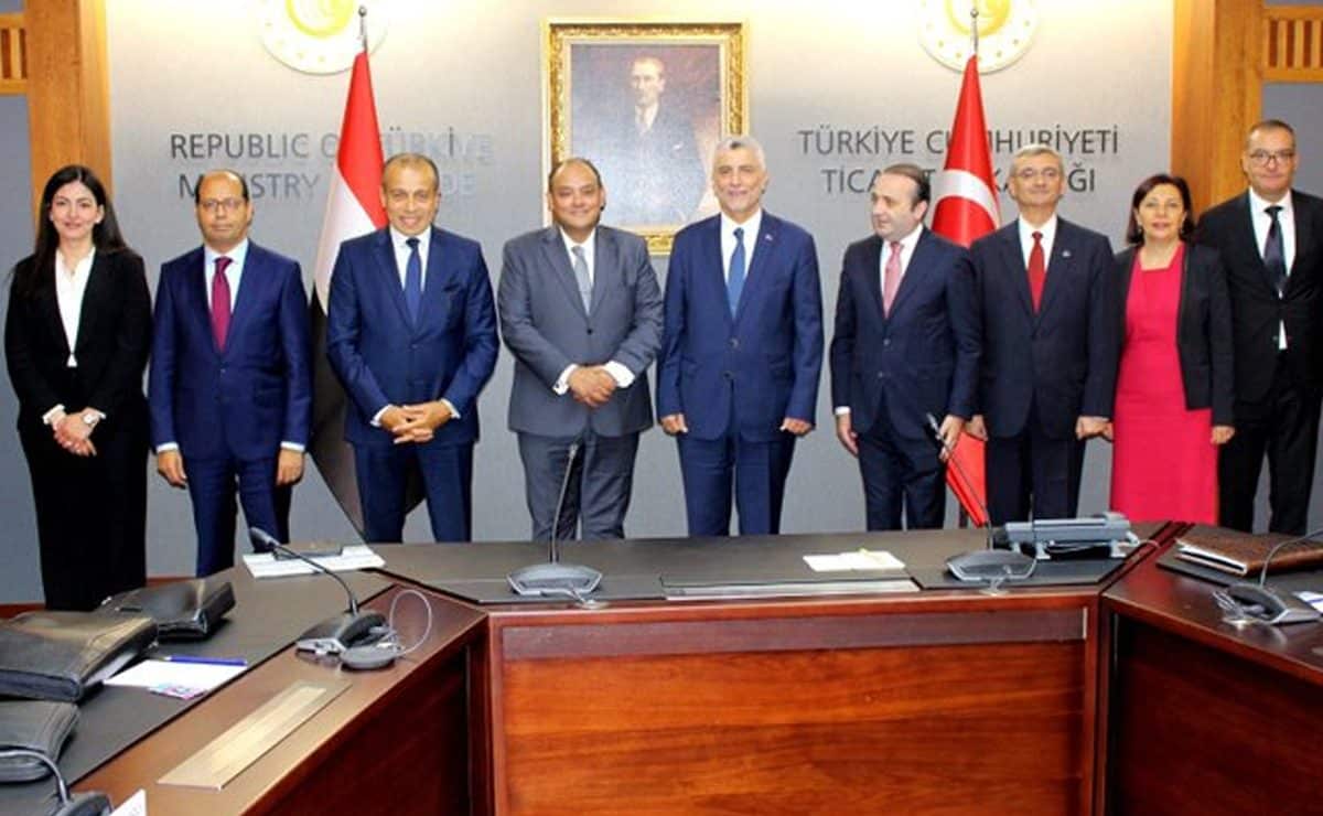 خارطة طريق جديدة.. ماذا أفرزت أول زيارة لوزير الصناعة المصري لتركيا منذ 10 سنوات؟