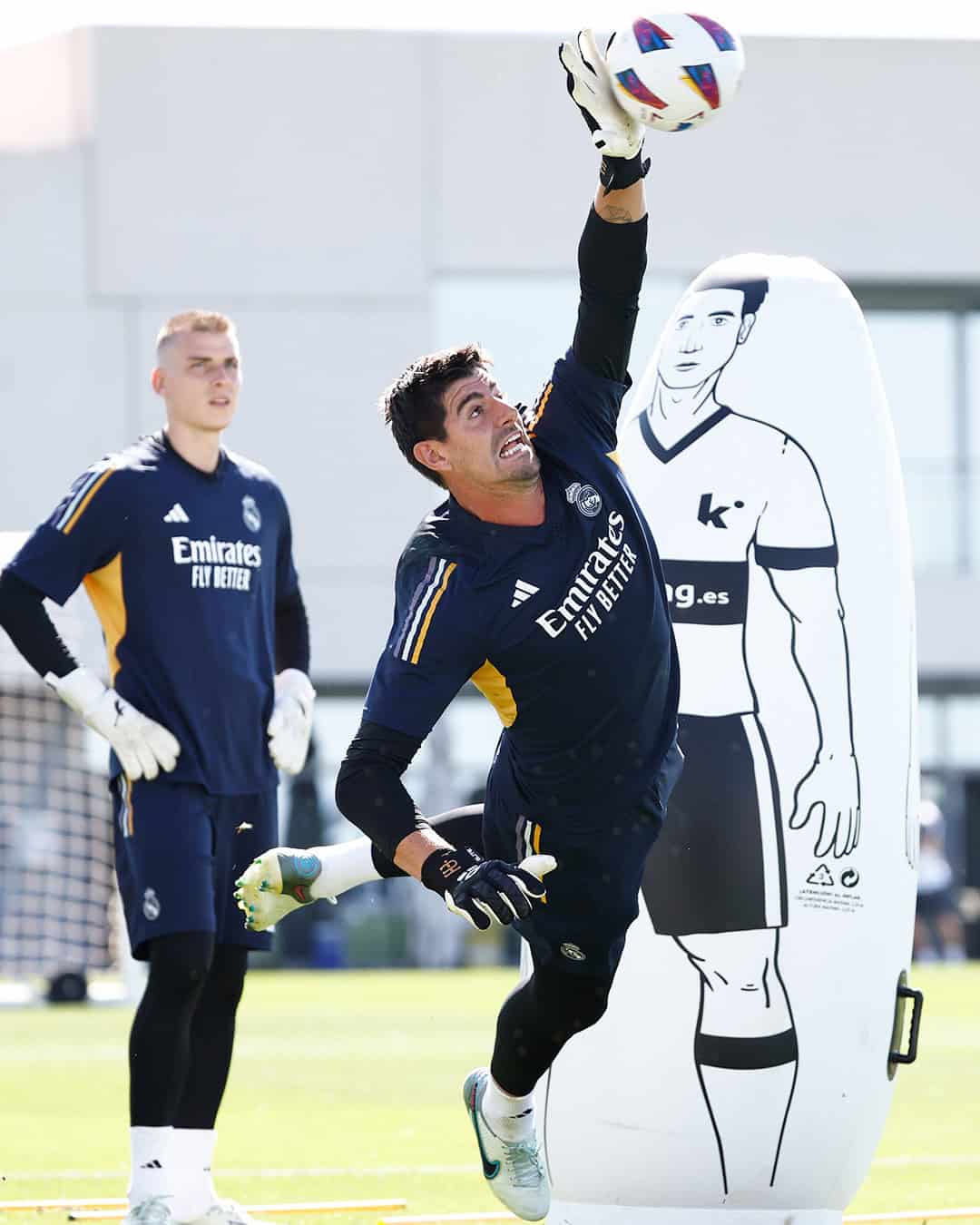 إصابة الحارس كورتوا