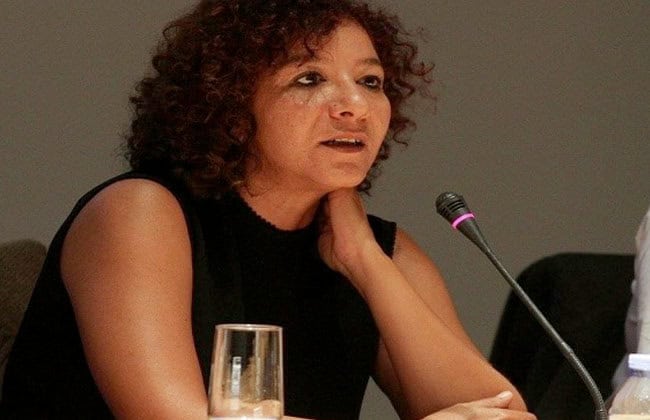 الدكتورة منى برنس