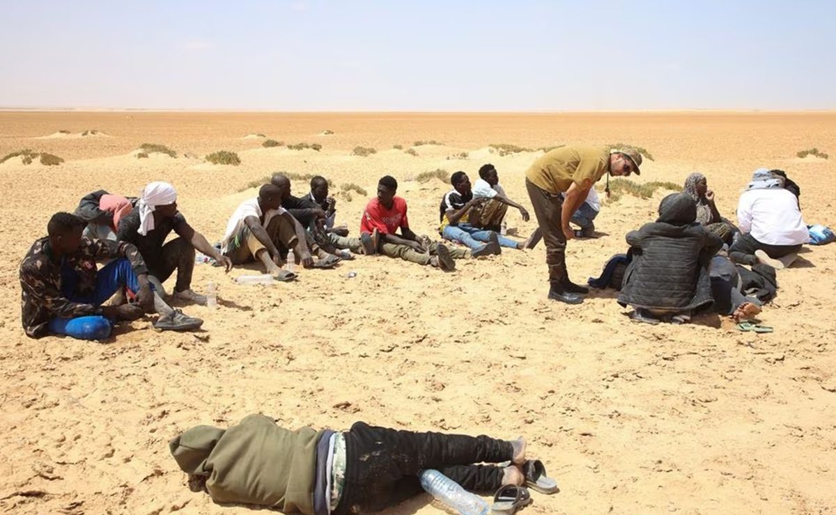 مروع.. سيدة سودانية حامل تروي تنكيل السلطات السودانية بها وآخرين ورميهم على الحدود الليبية!