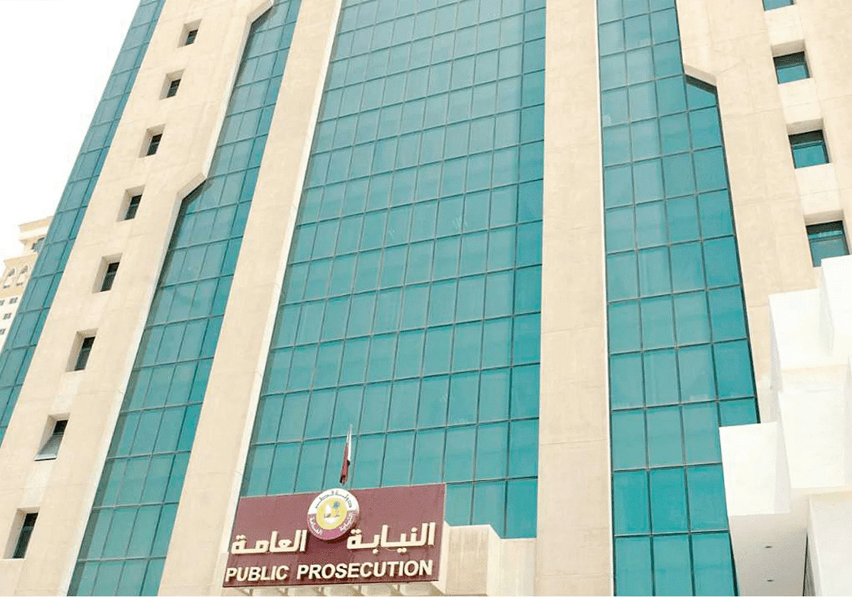 فساد واختلاس أموال عامة في قطر يقود مسؤولين في وزارة حساسة للسجن