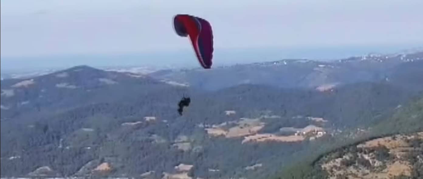 انفلات حزام طائرة شراعية