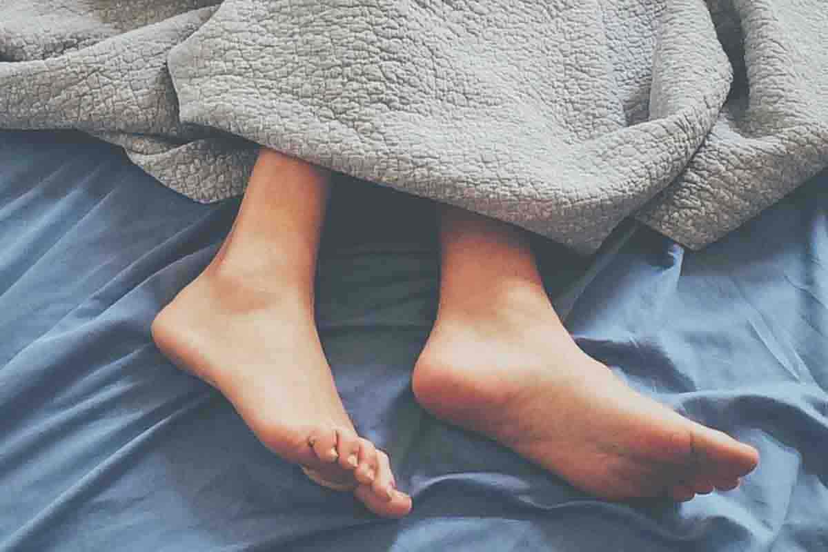 برودة القدمين يمكن أن تكشف الكثير عن حالة صحتك