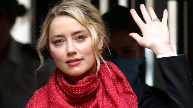 بطلة الرماية أمبر هيل