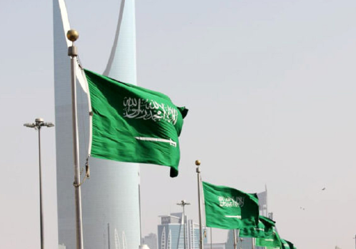 الكشف عن جريمتي فساد خطيرتين في السعودية بعد أيام من توقيف عشرات المسؤولين