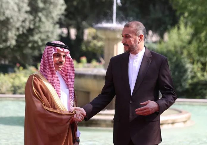 الأمير فيصل بن فرحان وأمير عبد اللهيان
